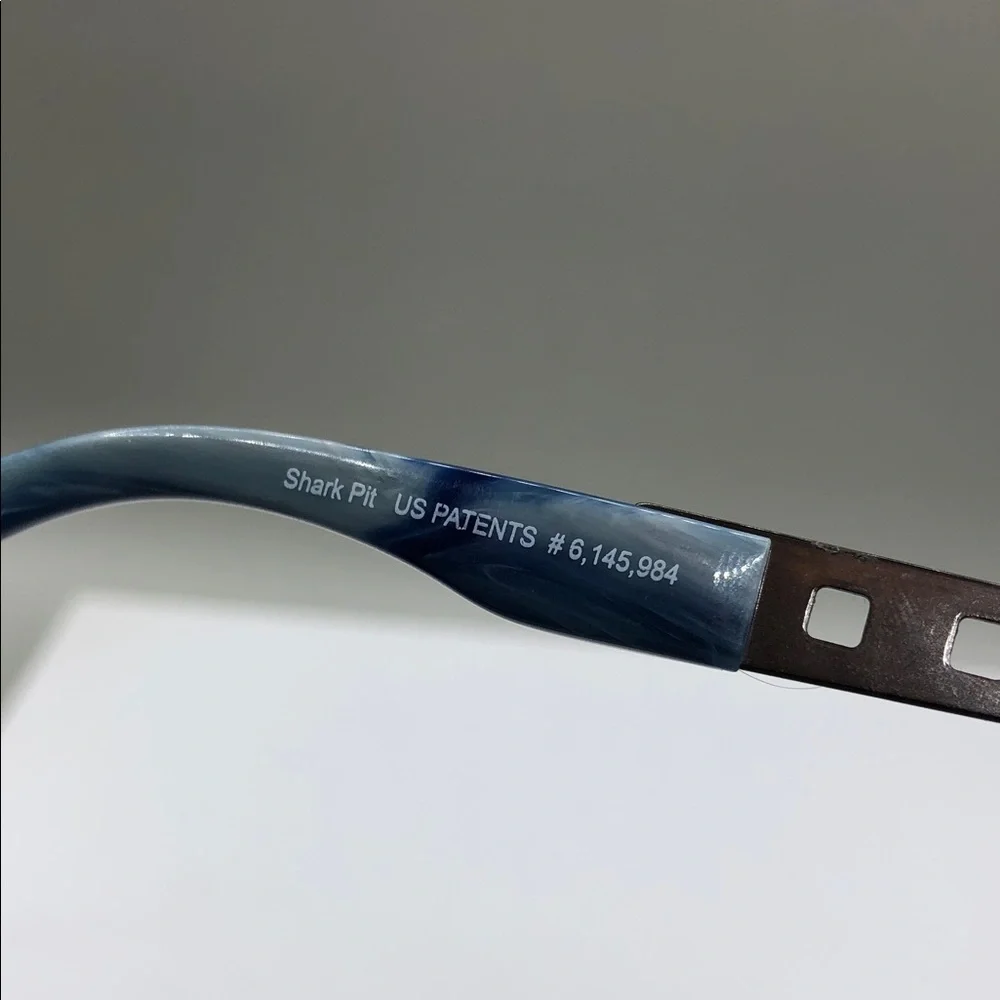 Maui Jim Shark Pit MJ-228-17 Polarized Sunglasses Gray Silver